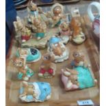 Tray of Pendelfin rabbit figurines. (B.P. 21% + VAT)