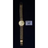 Bucherer officially certified gentleman's automatic gold chronometer wristwatch, having 9ct gold