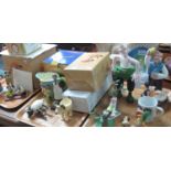 Two trays of novelty Wallace & Gromit figurines and animals, various, some in original boxes and