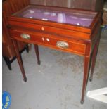 Early 19th Century satin wood strung mahogany bijouterie cabinet, the lift out cabinet above base