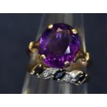 Two 9ct gold gem set rings. Ring size L and J. Approximate weight 4.6g. (B.P. 21% + VAT)