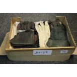 Box of vintage ladies leather gloves in various colours. (B.P. 21% + VAT)