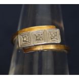 18ct gold Art Deco three stone diamond ring. Ring size L&1/2. Approximate weight 2.2g. (B.P. 21% +