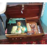 Vintage tin trunk containing assorted vinyl LPs including Perry Como, Welshmill Voice Choir, Max