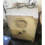 Vintage Milners Special safe. With key. (B.P. 24% incl. VAT)