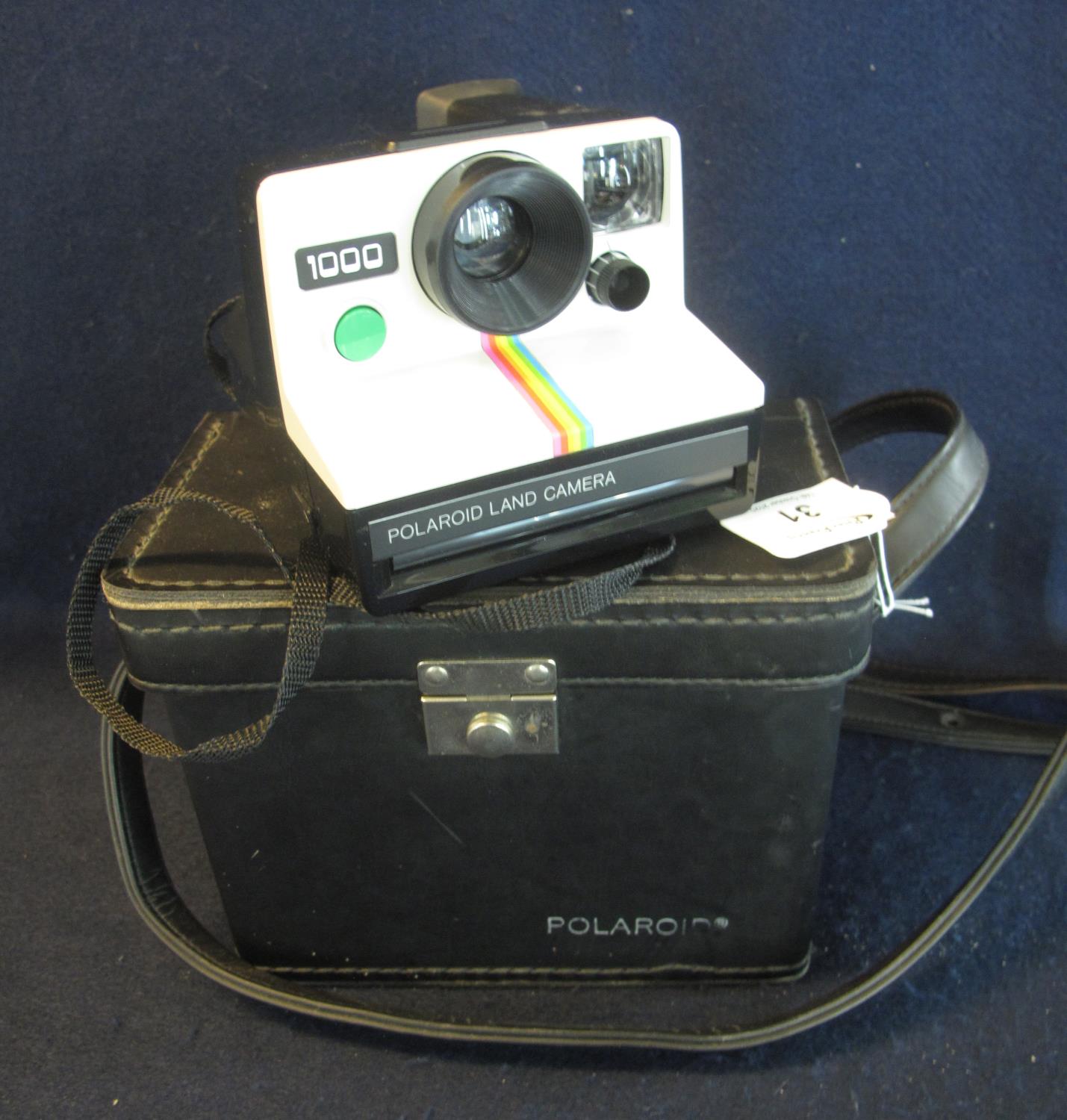 Polaroid 1000 land camera in original fitted carrying case. (B.P. 21% + VAT)