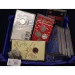 Plastic tray containing various GB and foreign coin sets, various. (B.P. 21% + VAT)