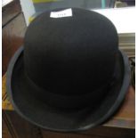 Lincoln Bennett & Co gentleman's bowler hat. (B.P. 21% + VAT) In good condition.