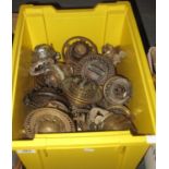 Box containing assorted double and single oil burner parts. (B.P. 21% + VAT)