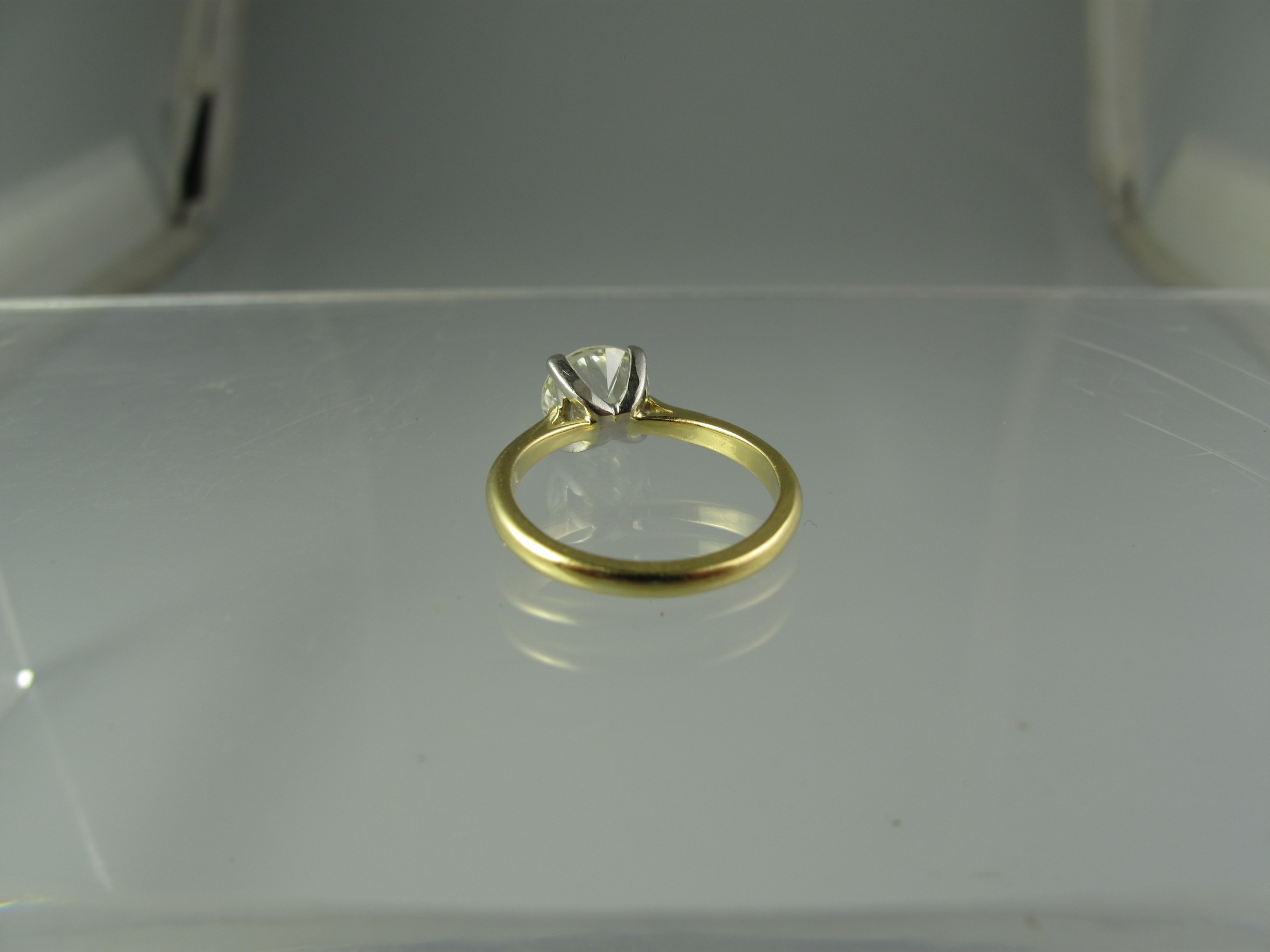 18CT GOLD 2.50CT DIAMOND SOLITAIRE RING. The brilliant cut diamond in four claw setting. Together - Image 3 of 16