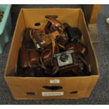 Box of assorted vintage cameras to include; Voigtlander, Ilford Sportsman, Taron etc. (B.P. 21% +