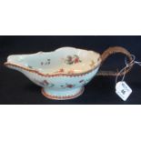 18th Century Chinese porcelain Qianlong period gravy boat, having overall foliate spray decoration