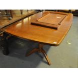 Mid Century teak extending dining table with one additional leaf, by Gordon Russell Ltd, Broadway,