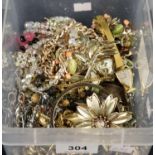 Box of assorted costume jewellery. (B.P. 21% + VAT)