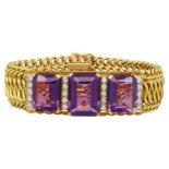 Amethyst-Diamant-Armband Glamouröses Schmuckstück in Gelbgold 18K. Als Blickfang 3 feine Amethyste