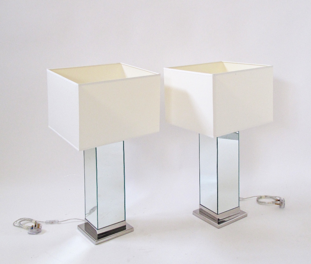 An Italian Casa Milano pair of table lamps with mirrored base. H72cm including the square shades