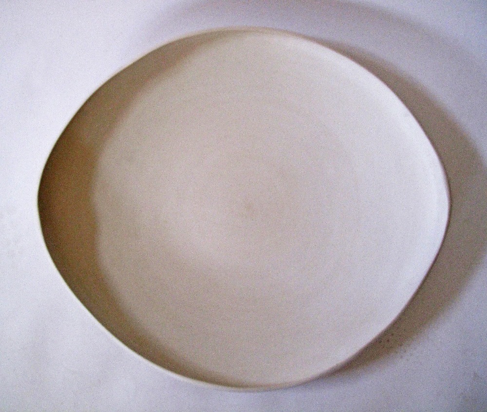 A Modern ceramic dish - Image 2 of 4