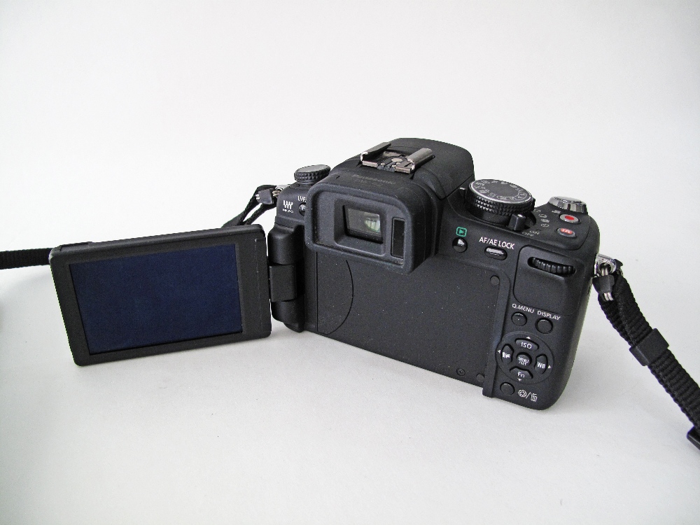 A Panasonic Lumix DMC-G2 Mirrorless Micro Four Thirds Digital Camera Body Black together with a - Image 4 of 5