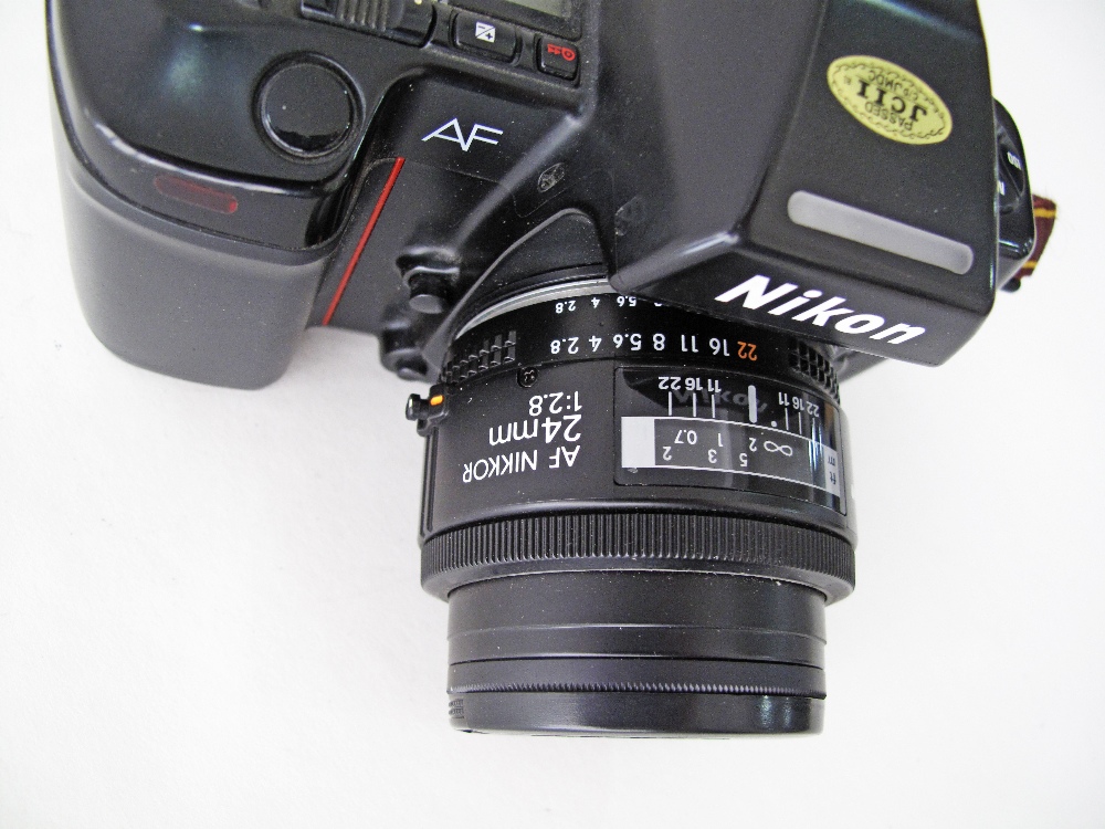 Nikon film camera F801 AF autofocus, together with Nikon Nikkor 24mm F/2.8 Autofocus Lens. - Image 2 of 3