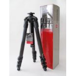 Manfrotto MT057C4-G 057 Carbon Fiber Tripod Legs With Geared Column, Black. The box H74cm.