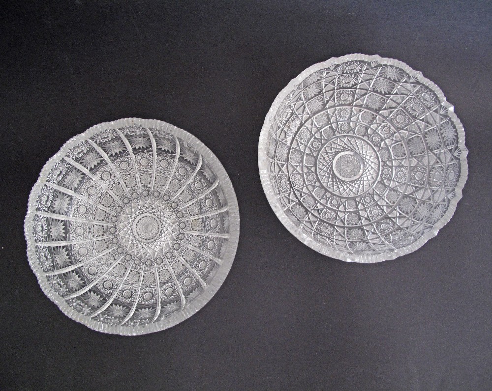 Two Bohemian hand cut lead crystal bowls Diam. 20cm and 21cm, H8cm. (2) - Image 2 of 2