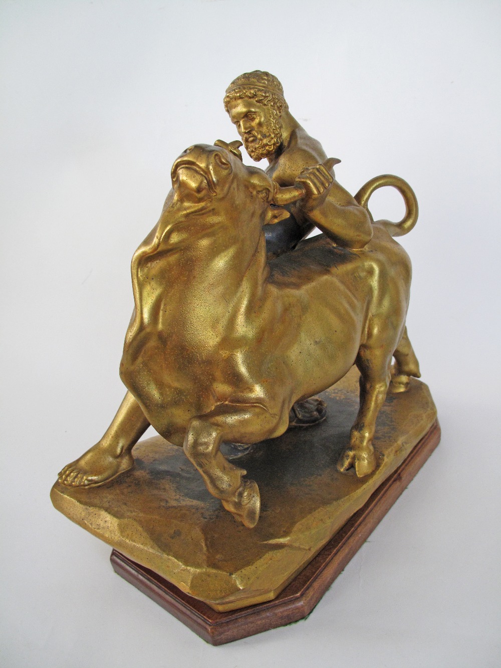 After August Kriesmann gilt spelter sculpture of Hercules wrestling the Cretan bull. H39cm, W40cm. - Image 4 of 5