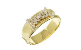 ﻿Armreif 750/- Gelbgold 79,10 g mit 32 Diamanten zus. ca. 1,00 ct. F/vvs, 52 Diamanten zus. ca. 1,04