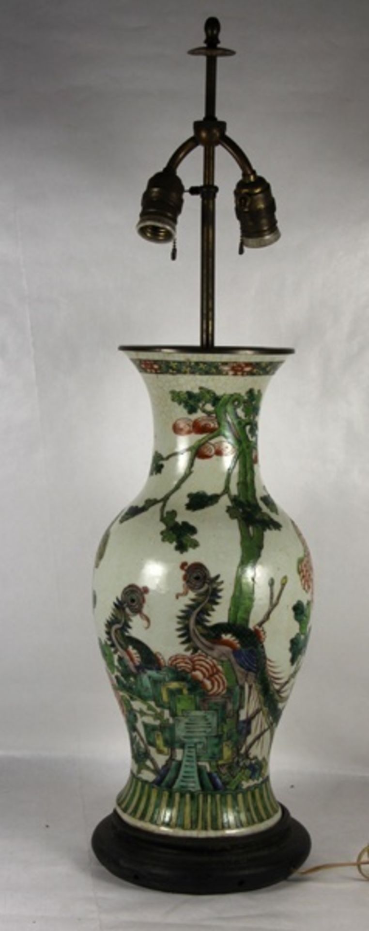 große famille verte-VaseEnde 19. Jhd., China, große Vase mit famille verte-Dekor, später zu