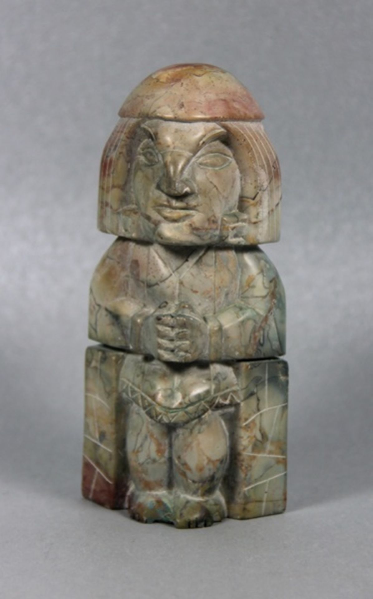 Skulptur MexikoMexiko, Specksteinfigur einer sitzenden Gottheit, Gebr.sp., H. 14