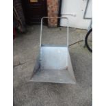 Tipping Wheelbarrow