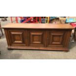 Good Quality Heavy Oak Reproduction Sideboard with Fitted Drawers