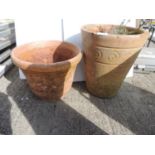 2x Terracotta Planters