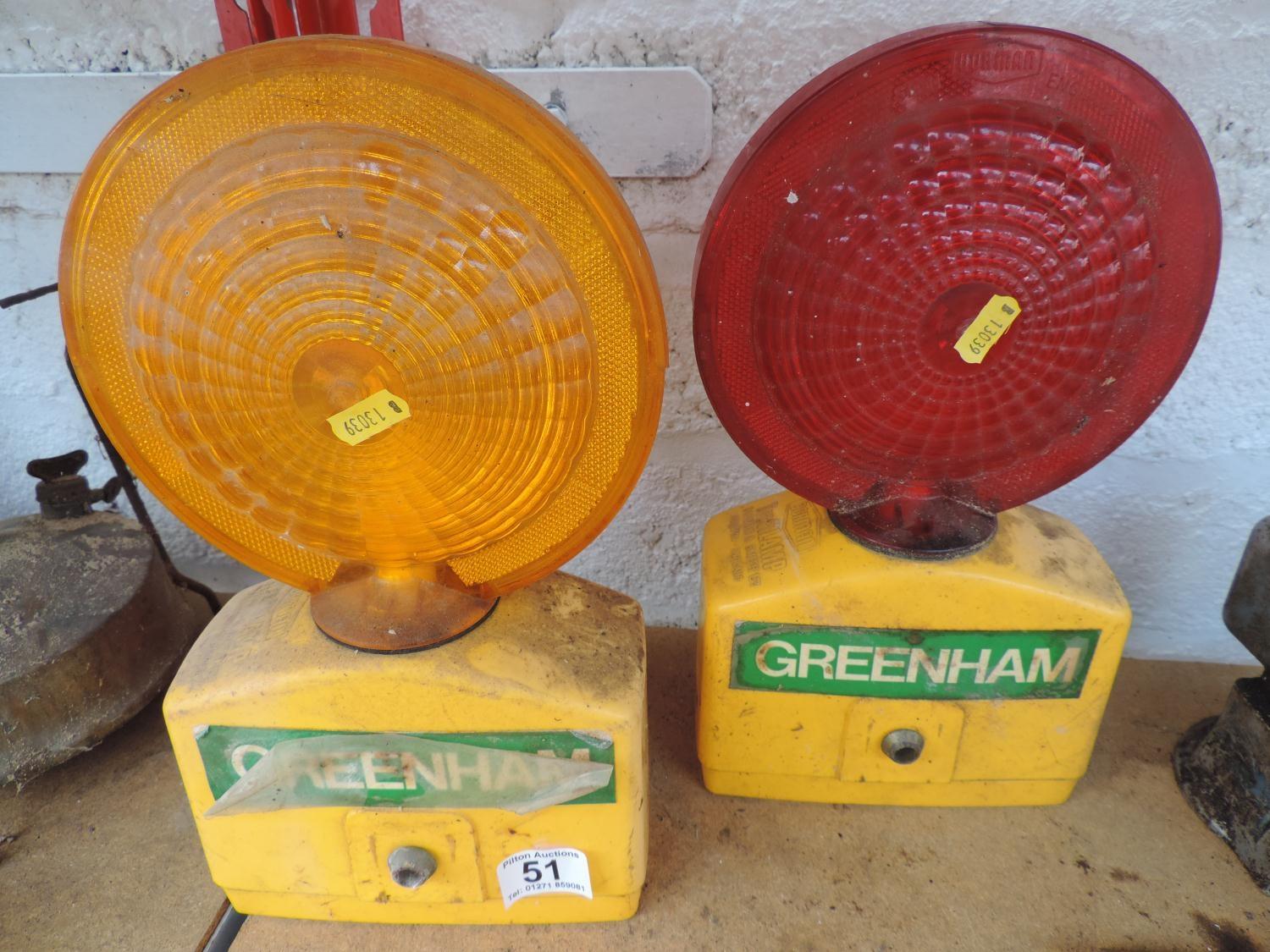 2x Road Lamps