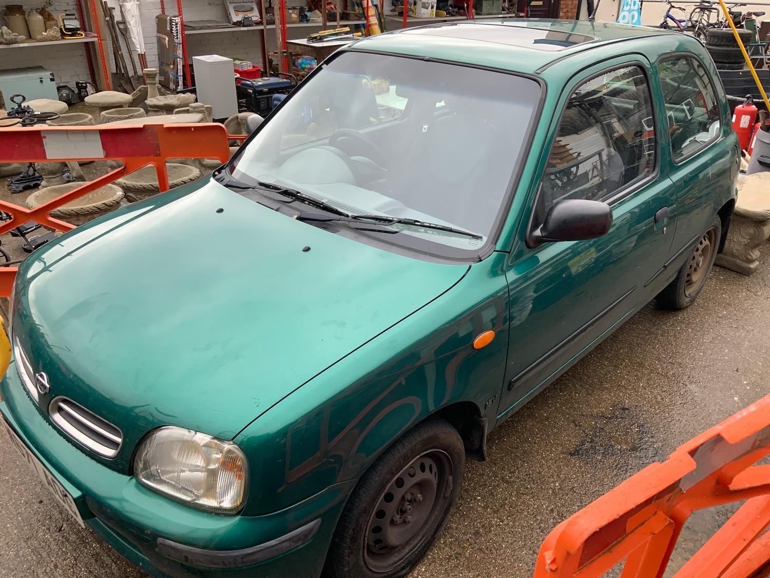 Nissan Micra Celebration W671AOC Mot expired - Image 2 of 3