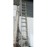 Extending Aluminium Ladders
