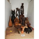 Quantity of Treen Ornaments