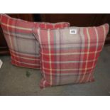 2x Cushions