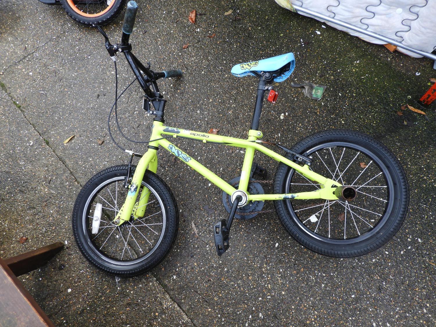 Apollo Child's Bike