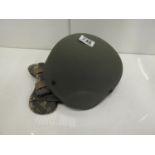 US Army Kevlar Combat Helmet - Fully Lined - Size Medium