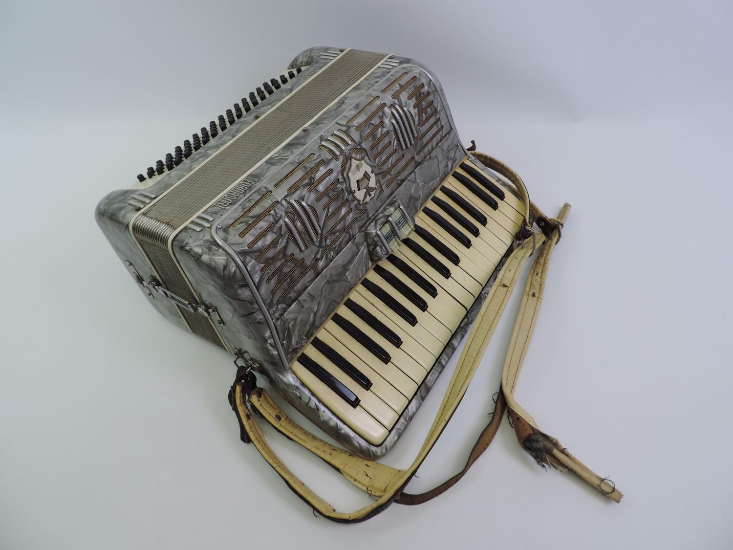 Fornasari Milano Piano Accordion - Image 2 of 5