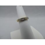 9ct Gold and Diamond Ring - Size M