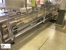 Stainless steel 3-lane inclined Conveyor, 5500mm x 900mm (please note there is a lift out fee of £75