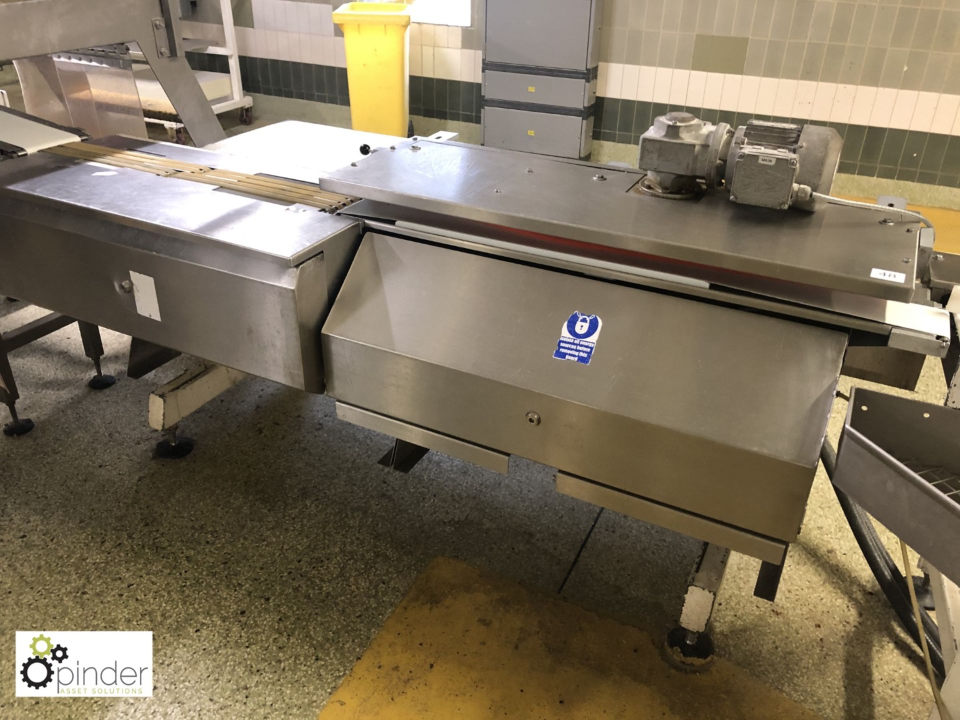 Stainless steel Cereal Bar Turning Belt Conveyor and 90° Conveyor Unit (please note there is a - Image 5 of 5