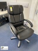 Leather effect swivel office Armchair