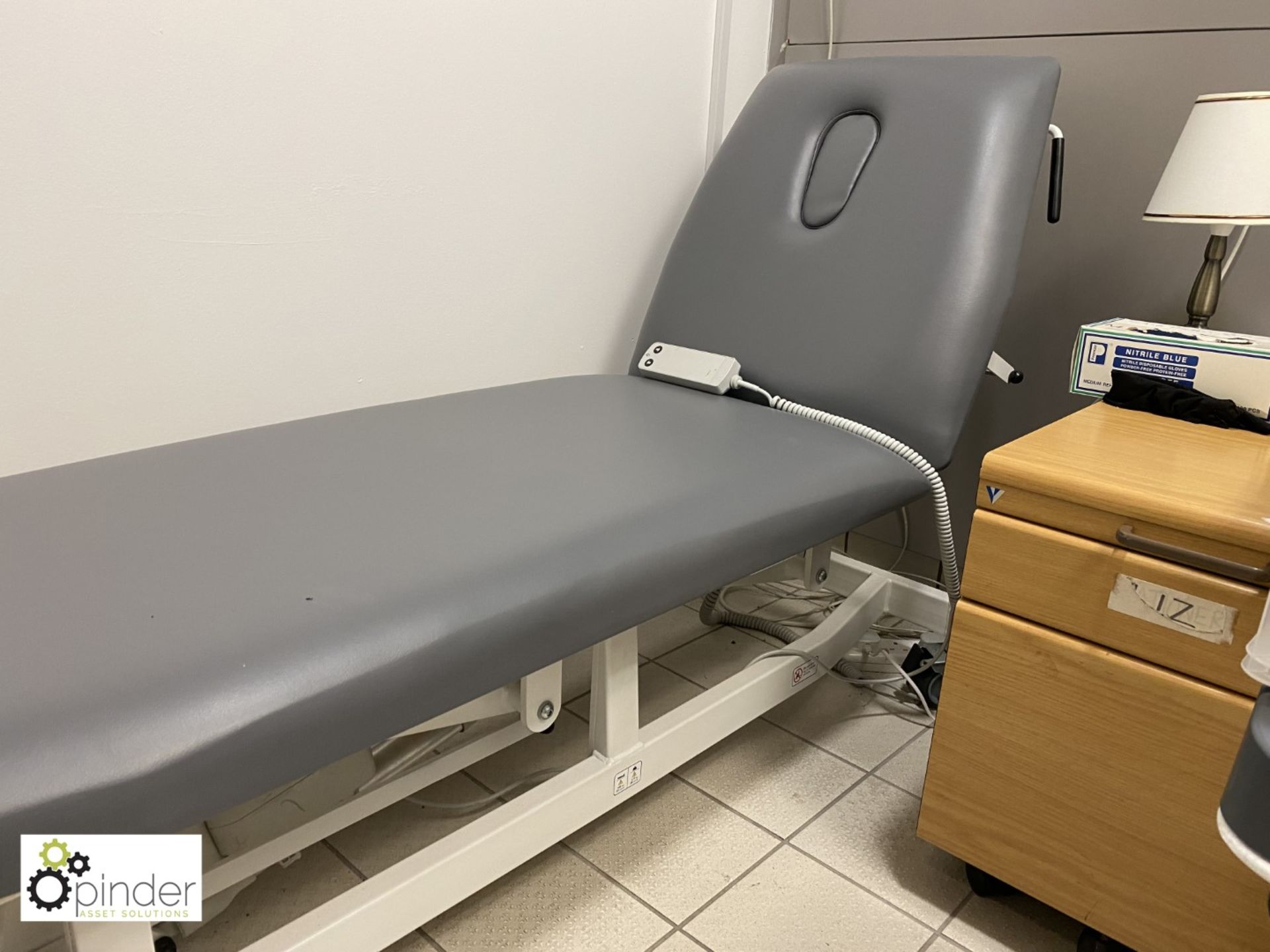 Doherty powered Massage Bed (located in Disabled Toilet on ground floor in second building) - Image 4 of 4