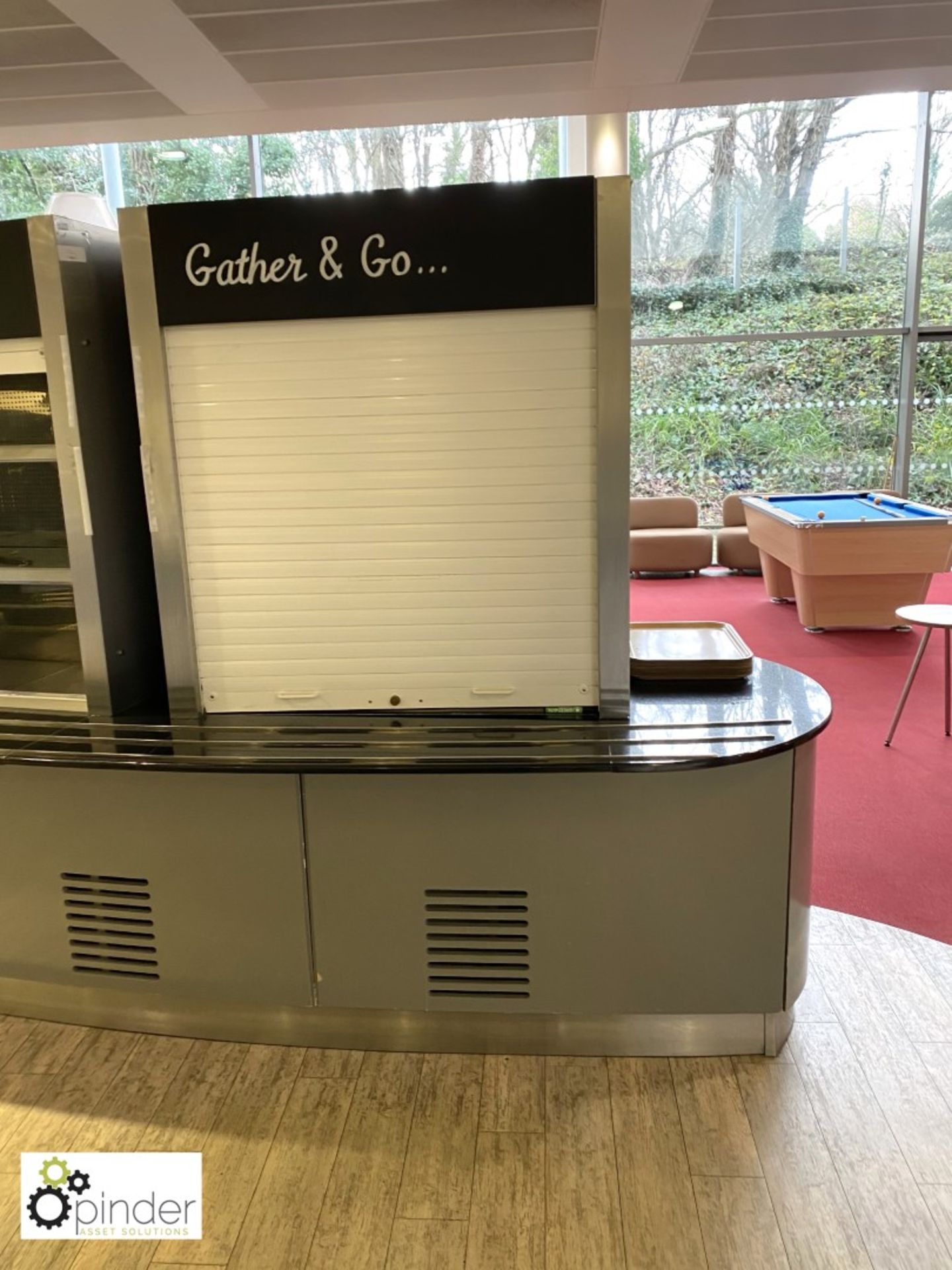 Curved granite top Servery Unit, approx. 6000mm x 1100mm, with 2 shutter front chilled display units - Image 3 of 4