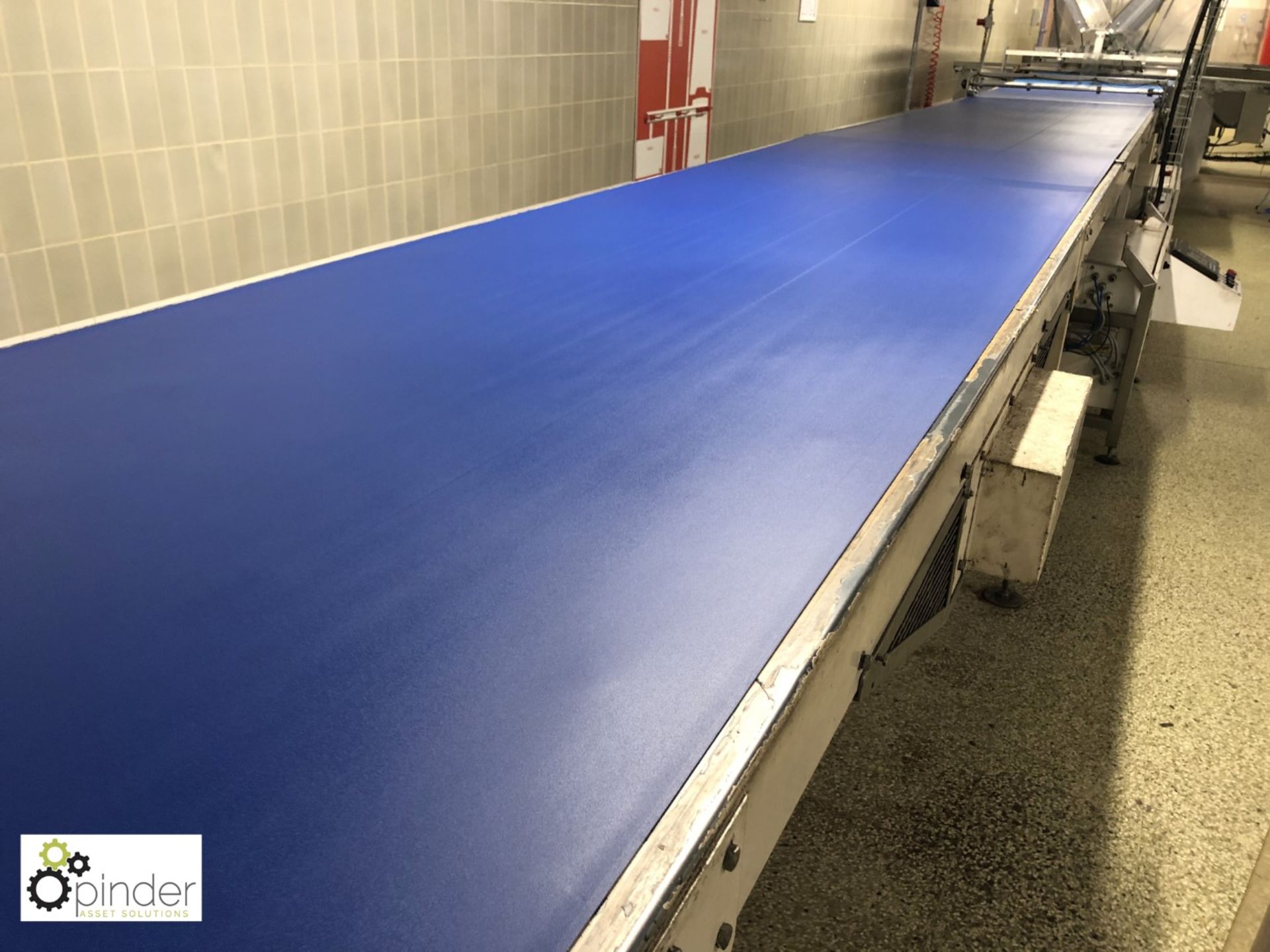 Cramac stainless steel Belt Conveyor, 8.4m x 1020mm belt width (please note there is a lift out - Image 2 of 5