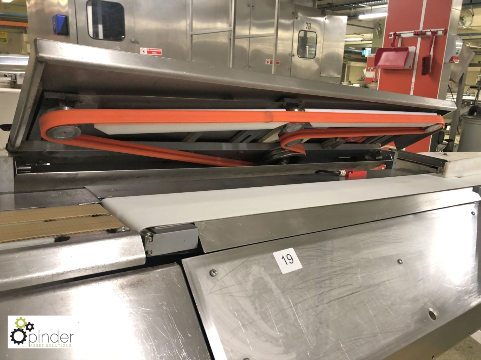 Stainless steel Cereal Bar Turning Belt Conveyor and 90° Conveyor Unit (please note there is a - Image 5 of 5