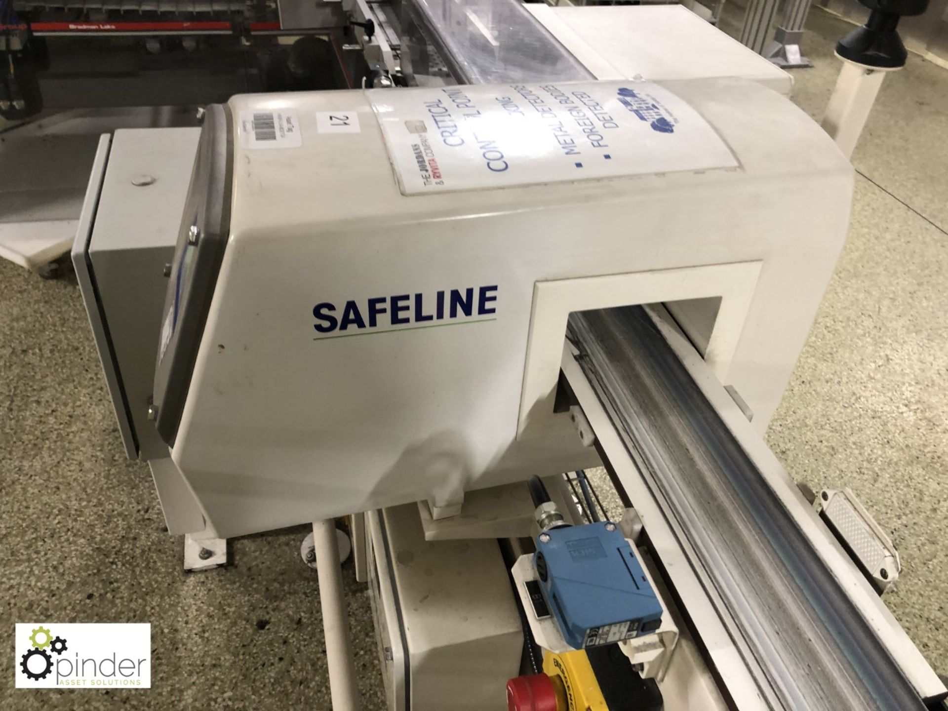 Safeline Metal Detector, 150mm x 70mm aperture, with air reject, serial number 81941, infeed 1680mm, - Image 8 of 8