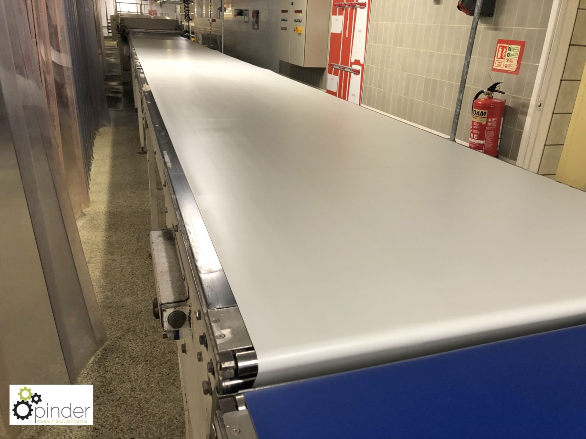 Stainless steel Belt Conveyor, 10.8m x 1020mm belt width, with cereal bar stop/align unit (please - Image 2 of 5